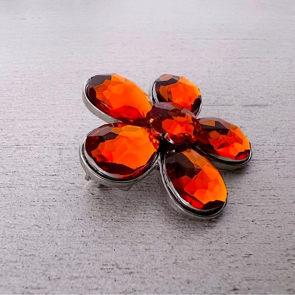 Amber Orange Floral Brooch Pin Rhinestone Flower Metallic Retro Statement - Picture 6 of 16